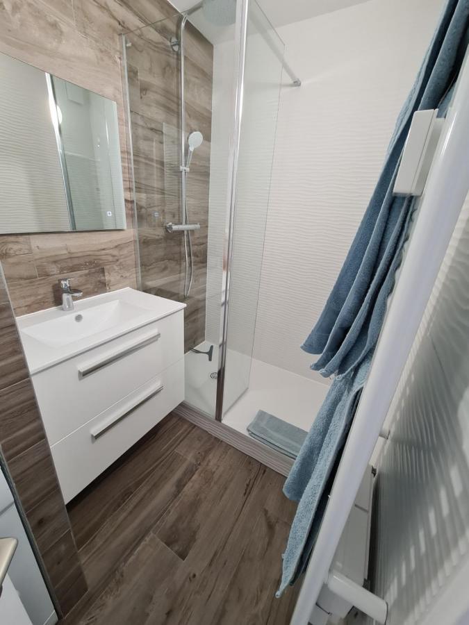 Apartamento Vacances A Frejus Avec Piscine Exterior foto